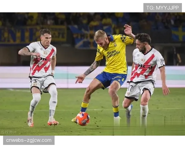 巴列卡诺主场1-1战平贝蒂斯,积分榜中游位置相对安全 巴列卡诺主场1-1战平贝蒂斯,积分榜中游位置相对安全